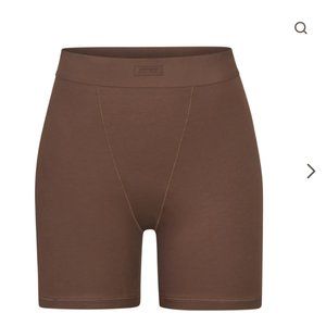 SKIMS Boyfriend Boxer